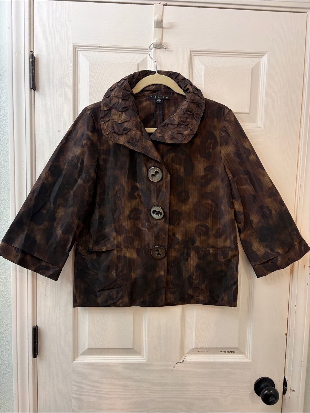 Penta Brown Patterned Women's Short Button Blazer